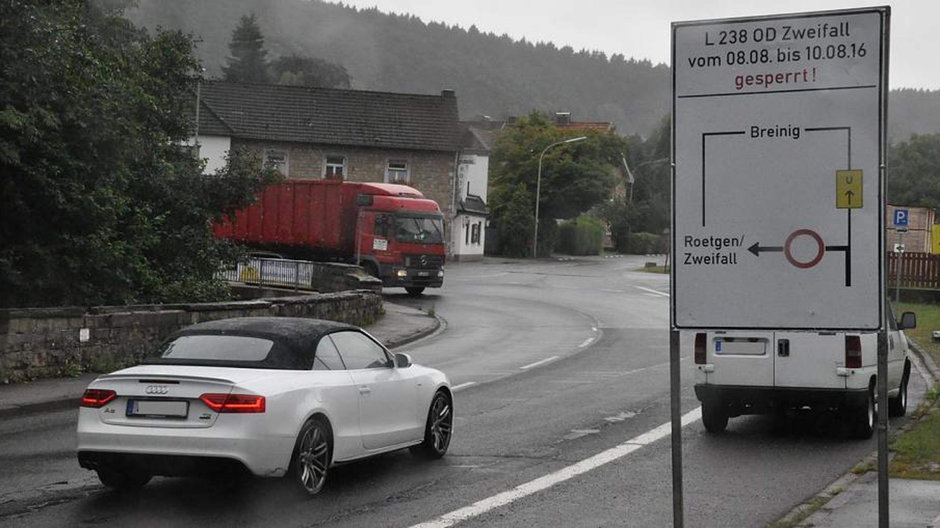 F Nf Tage Vollsperrung Baustellen In Zweifall Und B Sbach Aachener