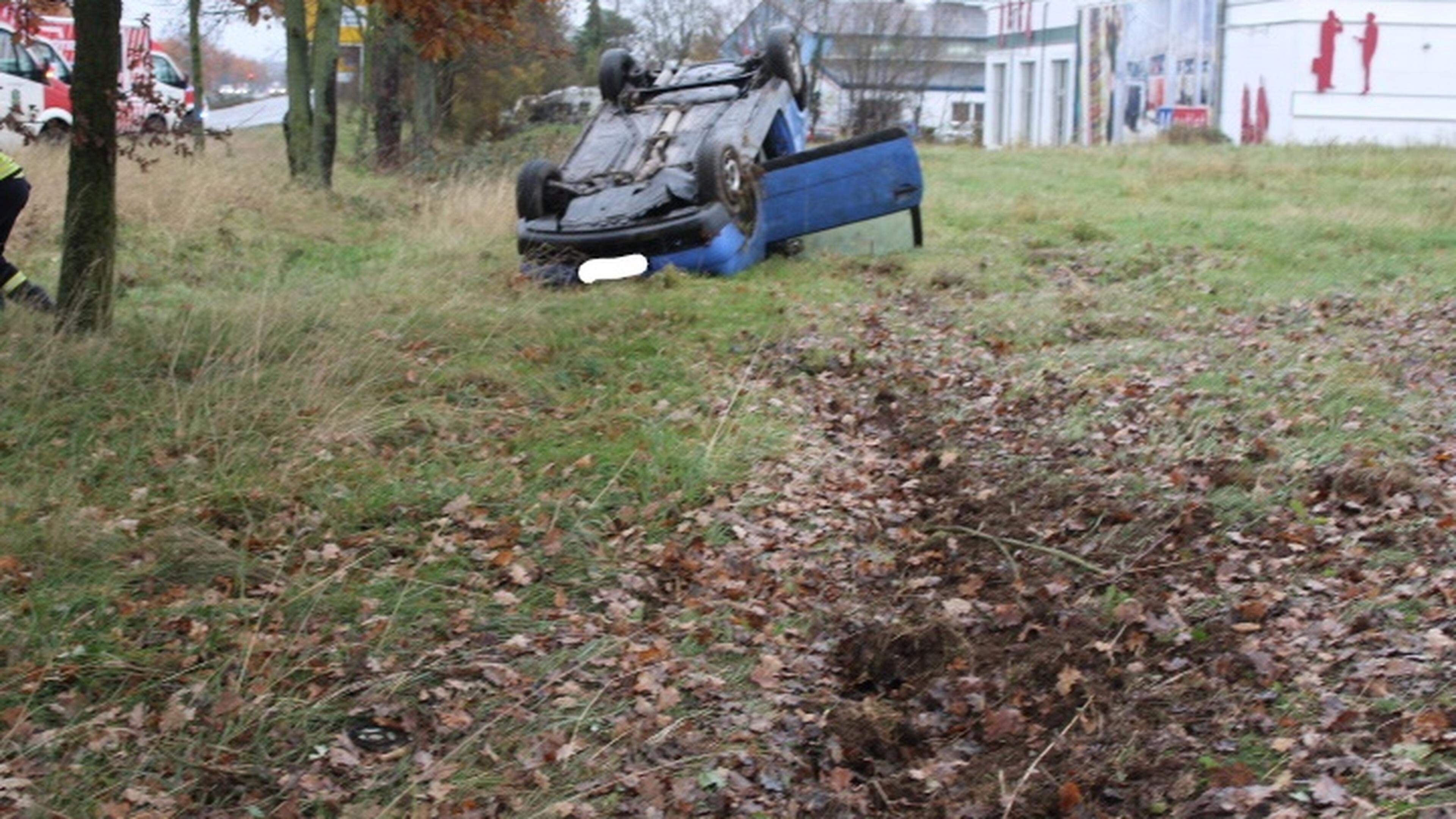 Unfall Beim Berholen Auto Berschl Gt Sich Mehrfach Aachener Zeitung