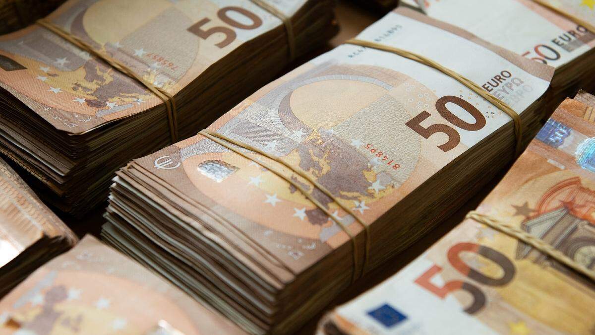 Deutschland Leiht Sich Geld Aachener Zeitung