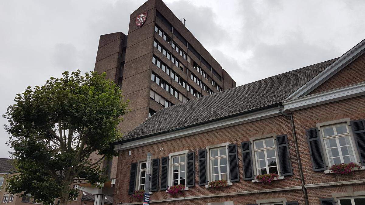 Ist Das Stolberger Rathaus Noch Zu Retten Aachener Zeitung