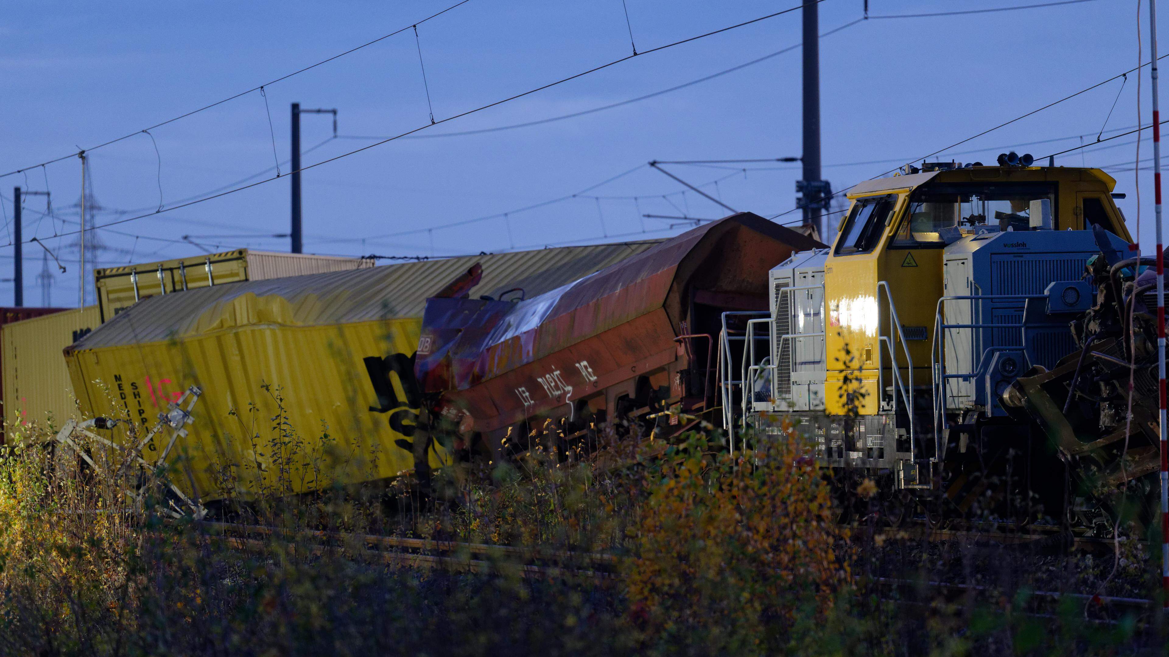 Nach Unfall bei Kerpen Bahnstrecke zwischen Köln und Aachen gesperrt