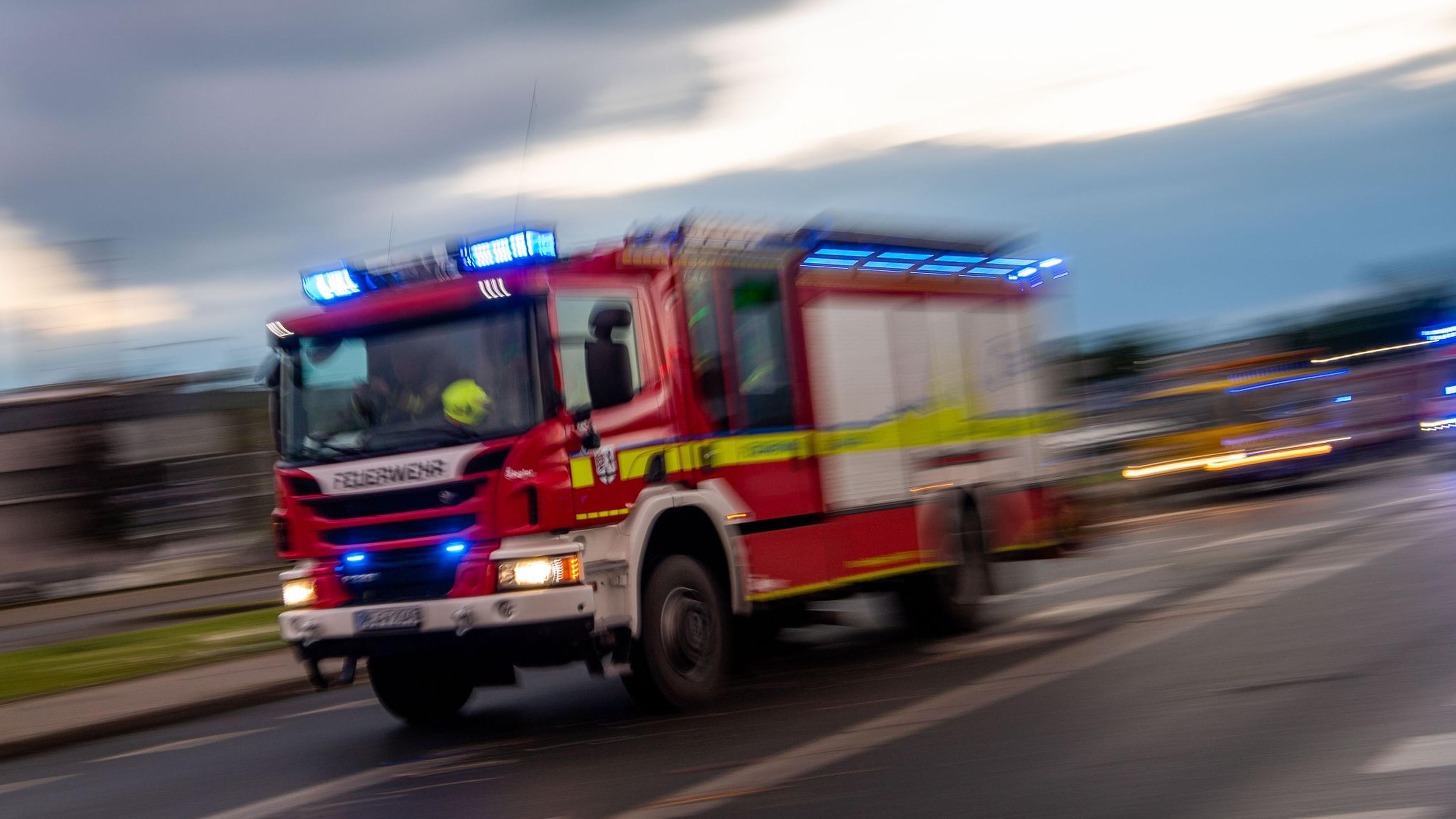 Kellerbrand In D Ren Feuerwehr Rettet Einen Bewohner Aachener Zeitung