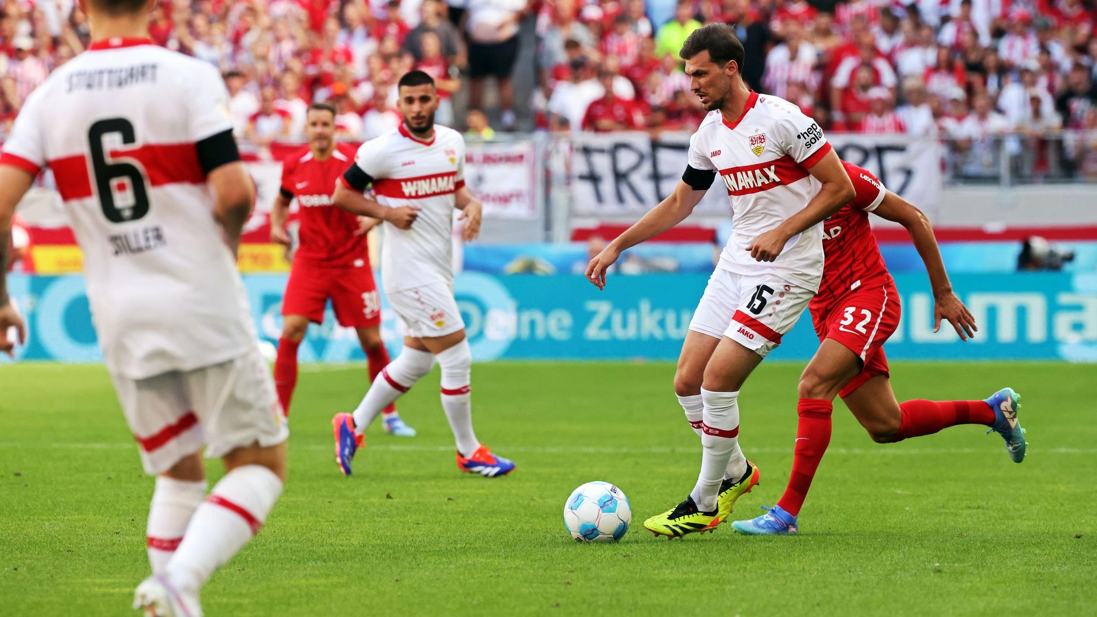 Bundesliga: Stuttgart verliert zum Auftakt - Leipzig siegt