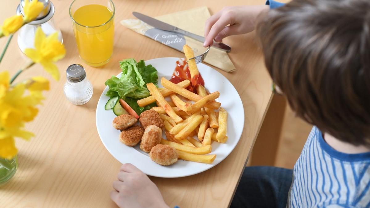 kinderteller-im-lokal-viel-frittiertes-wenig-vielfalt