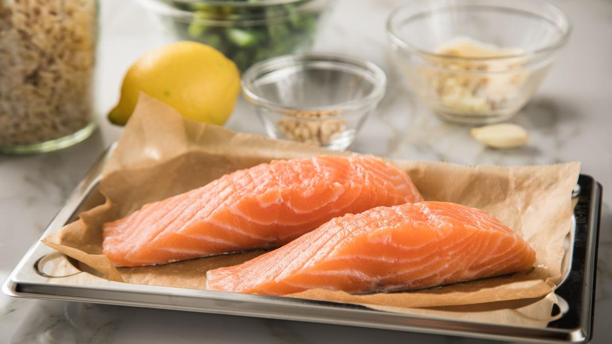 wildlachs-oder-zuchtlachs-das-sind-die-unterschiede