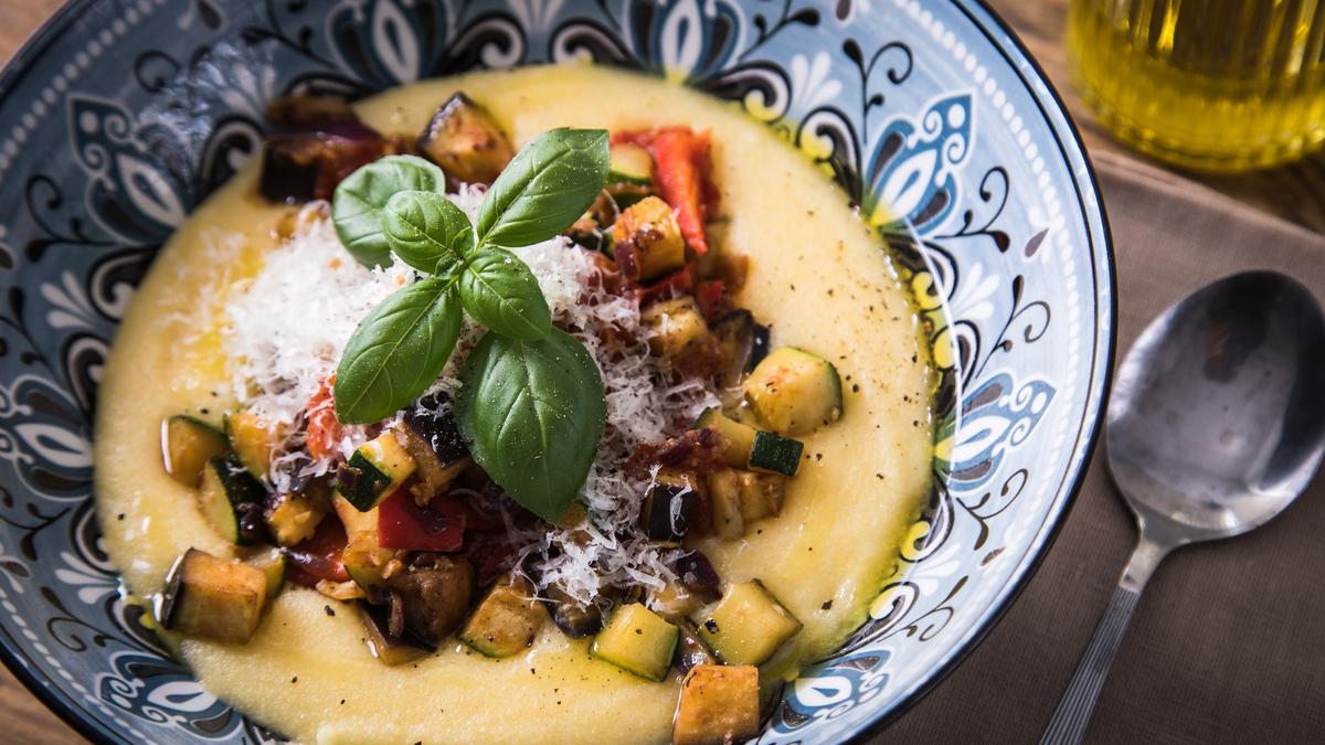 Cremig-mit-Parmesan-oder-als-Schnitte-So-gelingt-Polenta