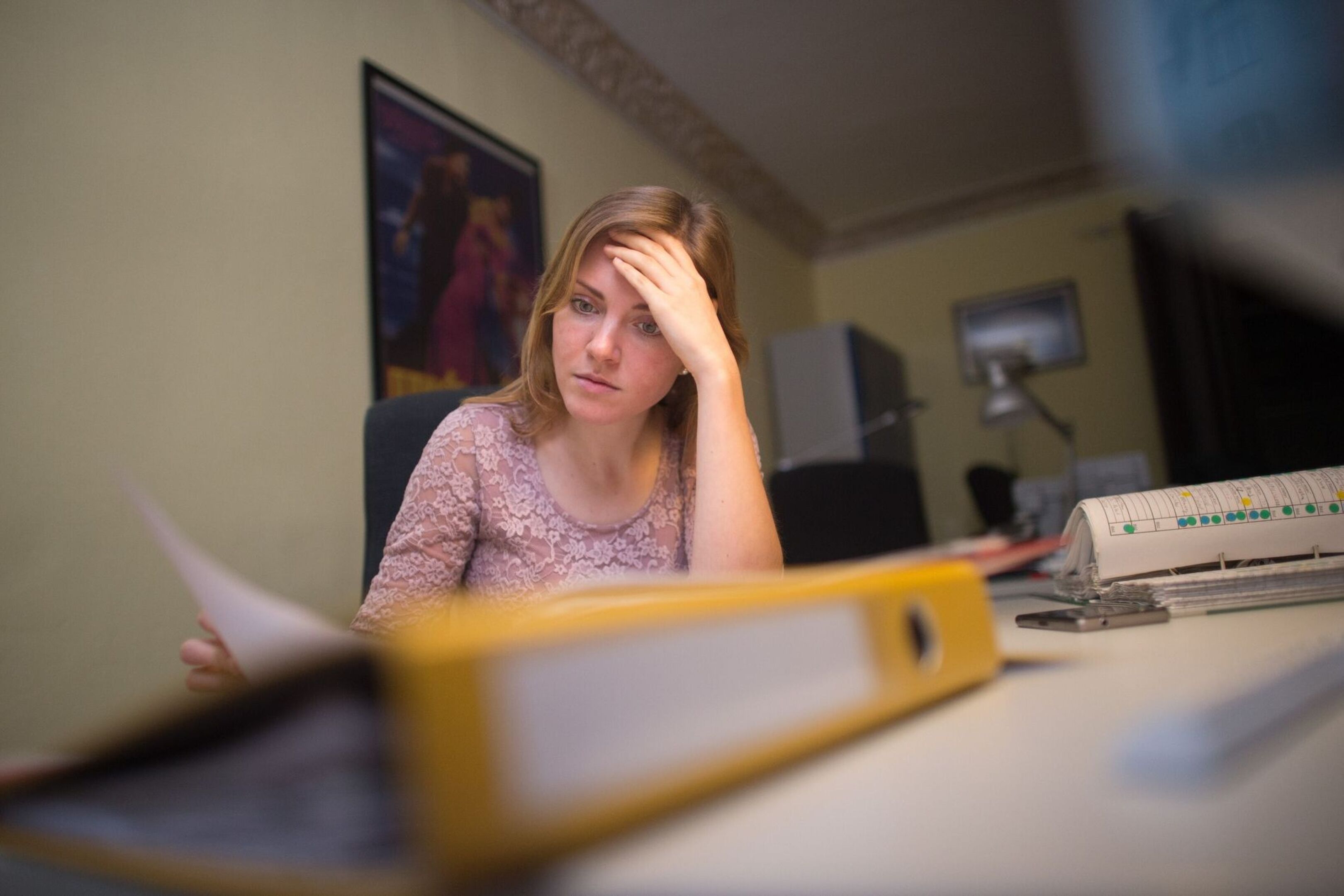 Müssen Selbstständige ihre Zahlungsfähigkeit nachweisen, können dafür eine Menge Unterlagen nötig sein.