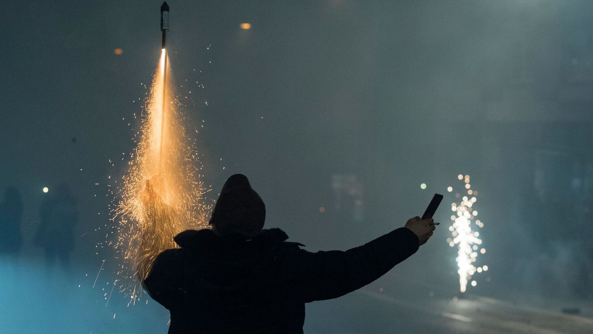 Böller in der Hand explodiert? So geht Erste Hilfe | Aachener Zeitung