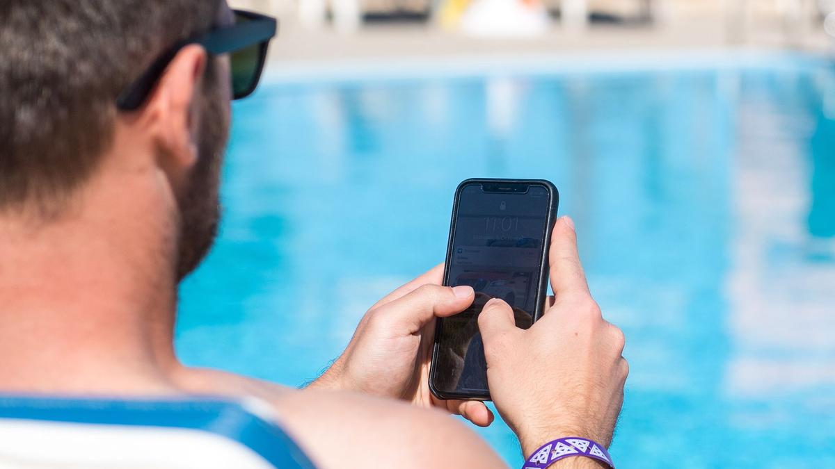 Clever-telefonieren-und-surfen-im-Urlaub
