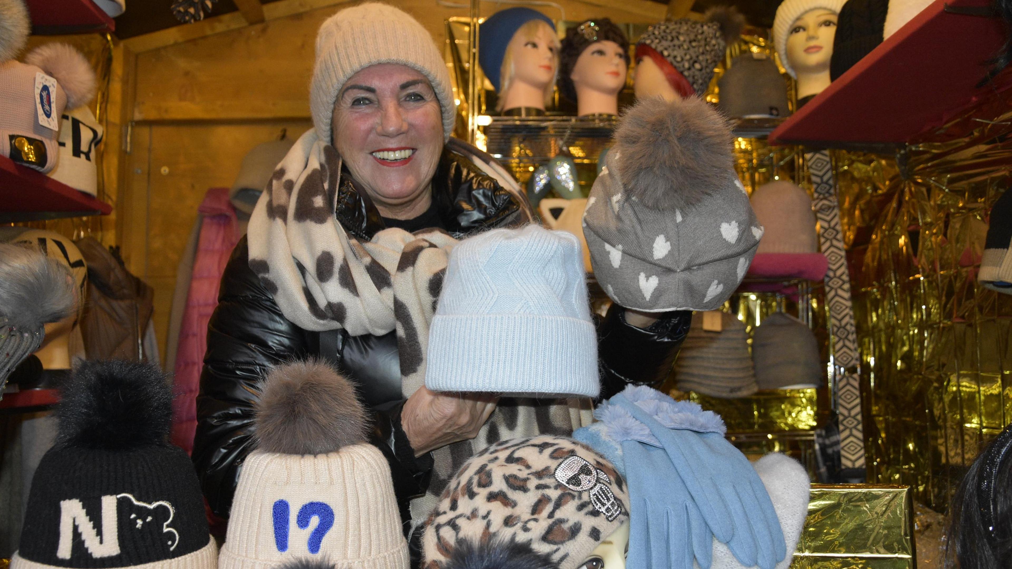 Eschweiler Weihnachtsmarkt lockt mit Mode Aachener Zeitung