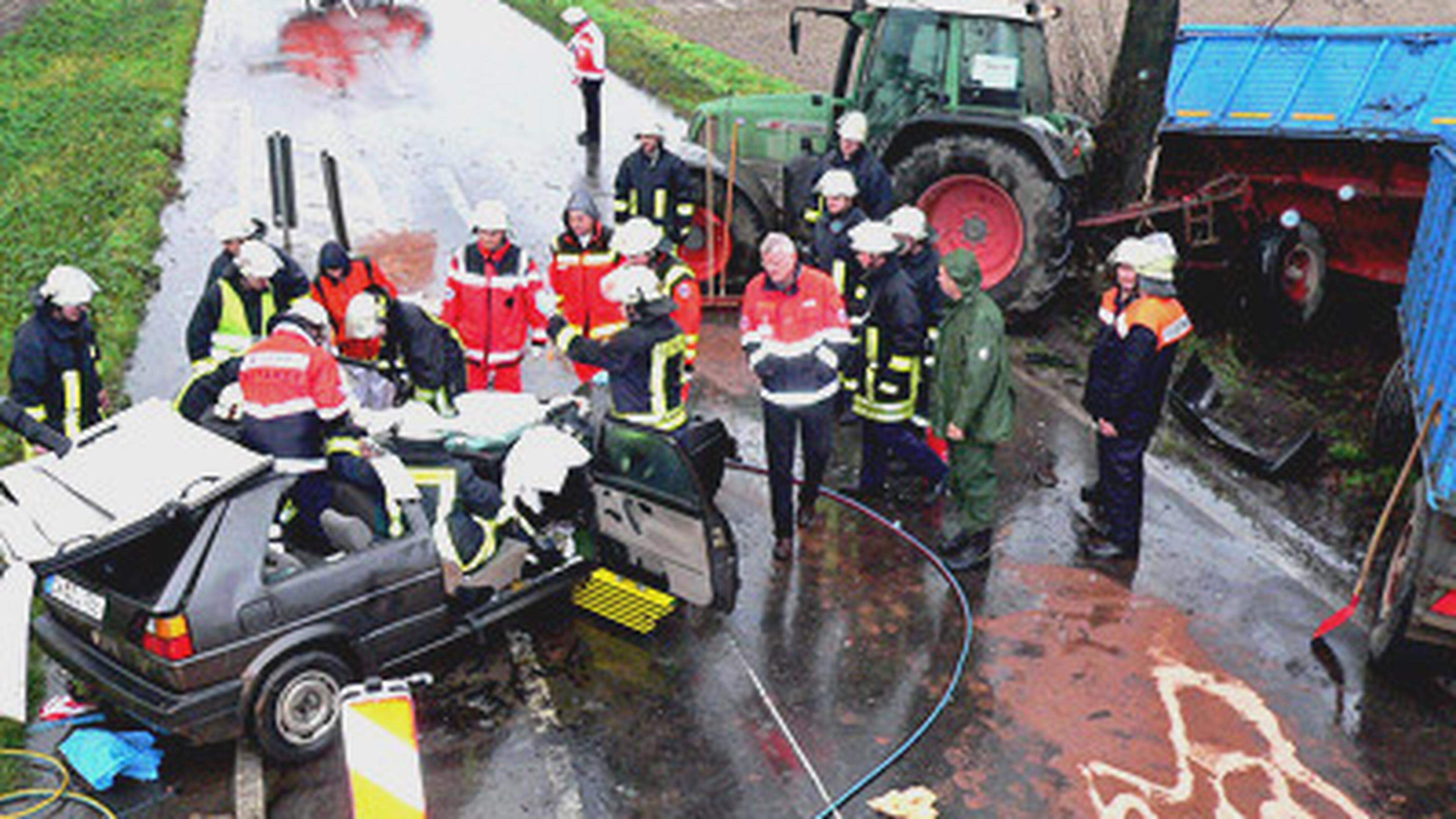 Vom Traktor überrollt Zwei Schwerverletzte Aachener Zeitung