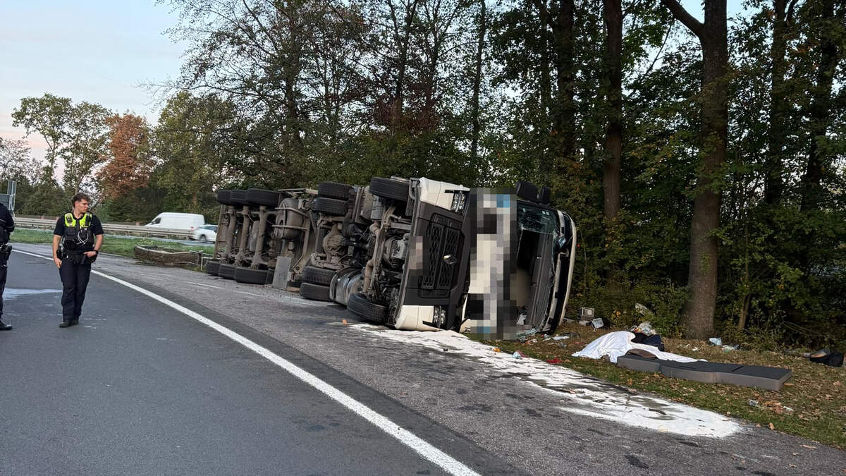 Truck overturns on A44 near Aachen-Brand: Motorway exit currently closed