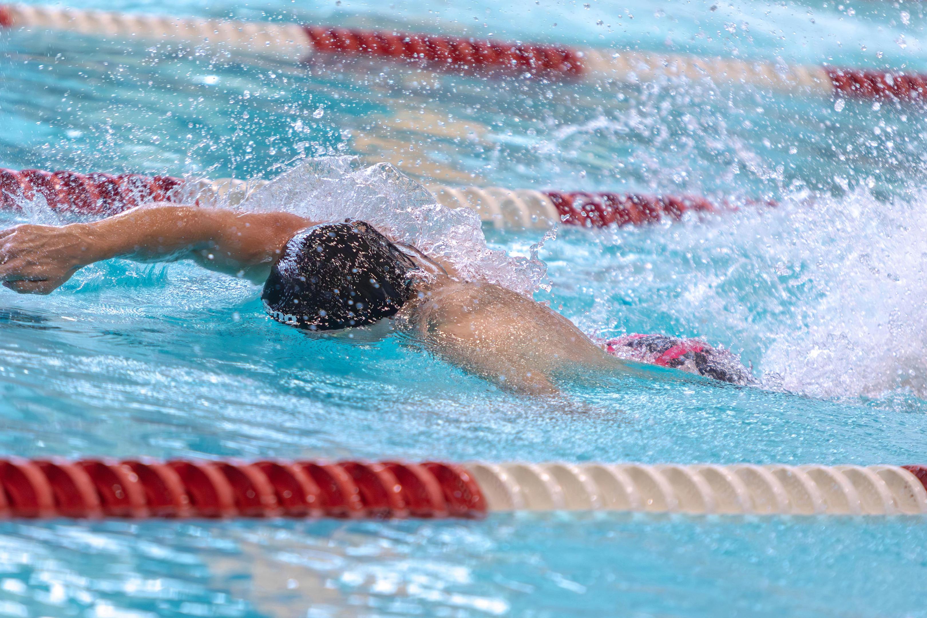 Die Schwimmer aus dem Bezirk überzeugen bei den NRW-Meisterschaften in Wuppertal.