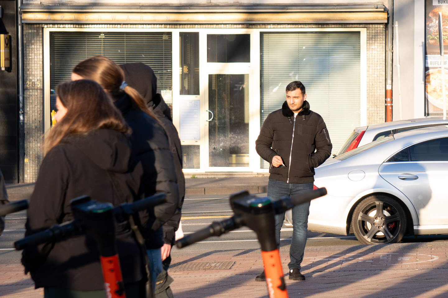 Ein Jahr nach Neonazi-Aufmarsch: Antifaschisten demonstrieren in Aachen ...