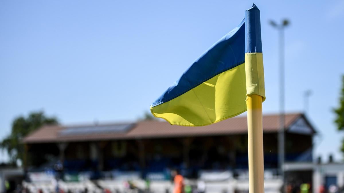 1-FC-D-ren-Neuer-Vorstand-zieht-erste-Bilanz