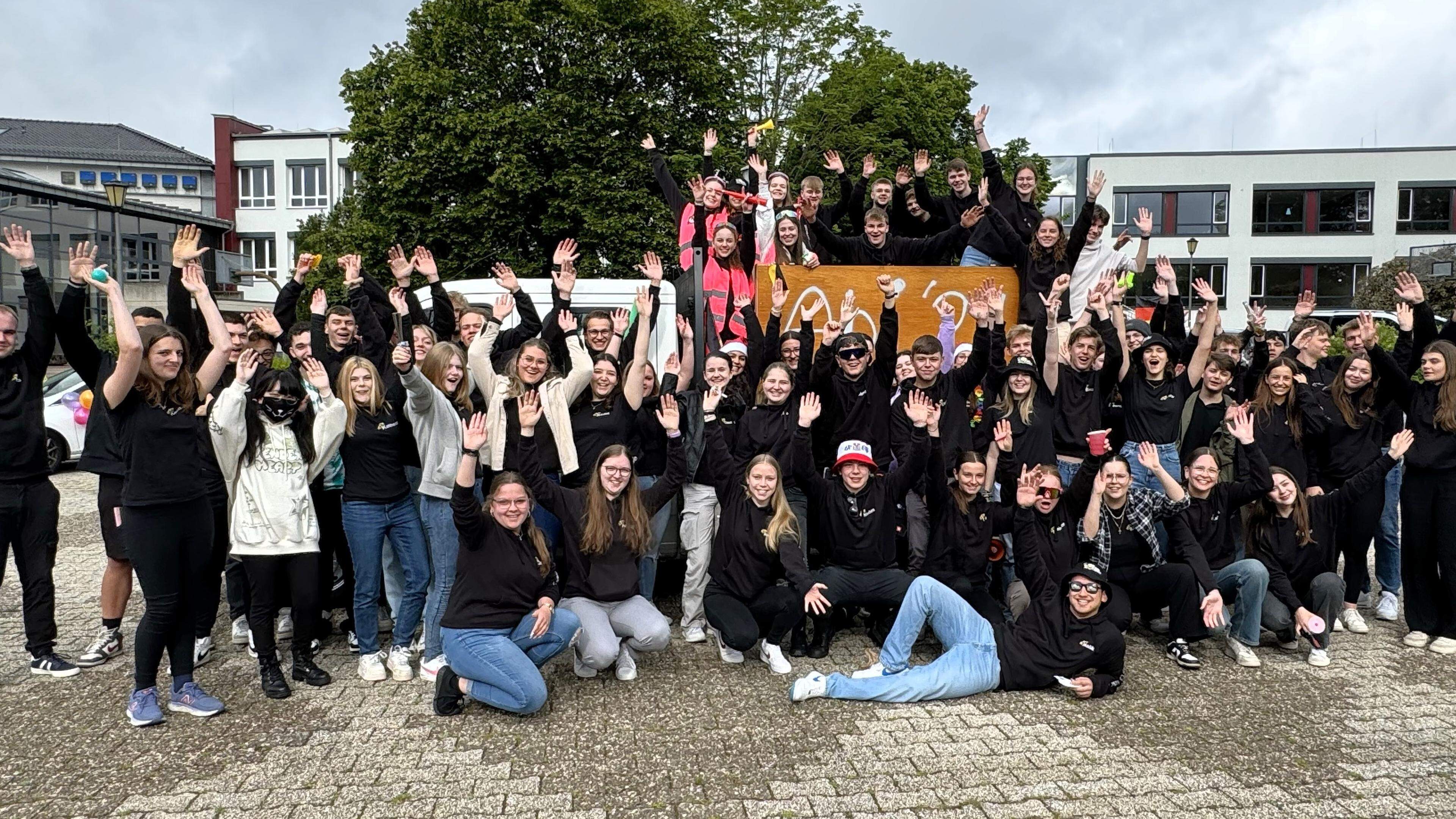 Monschauer St. MichaelGymnasium verabschiedet 76 Schülerinnen und