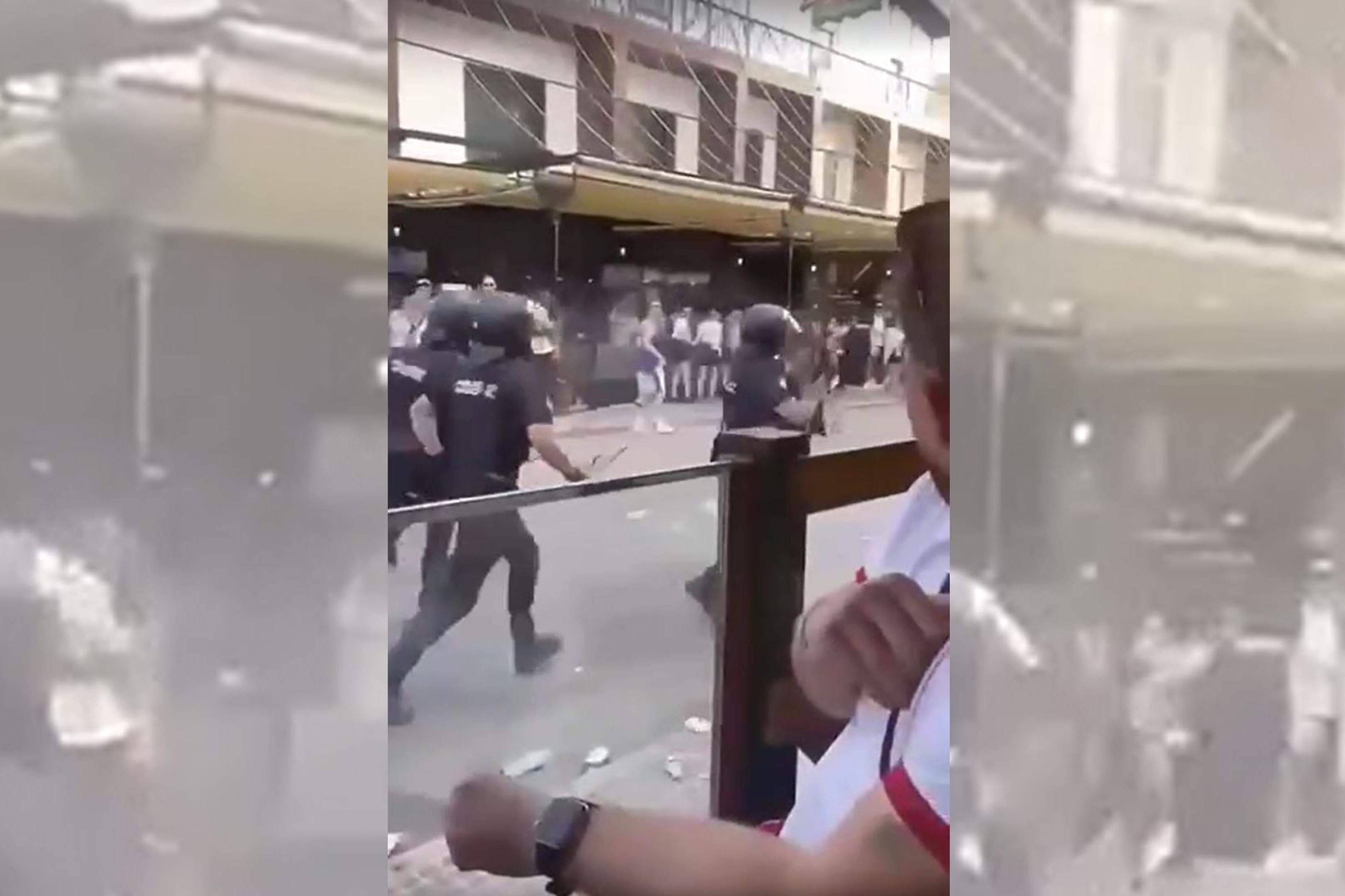 Eine Auseinandersetzung zwischen Alemannia-Fans und der spanischen Polizei soll es auf der berühmten Schinkenstraße am Montag gegeben haben, Videos hierzu machen in den sozialen Medien die Runde.