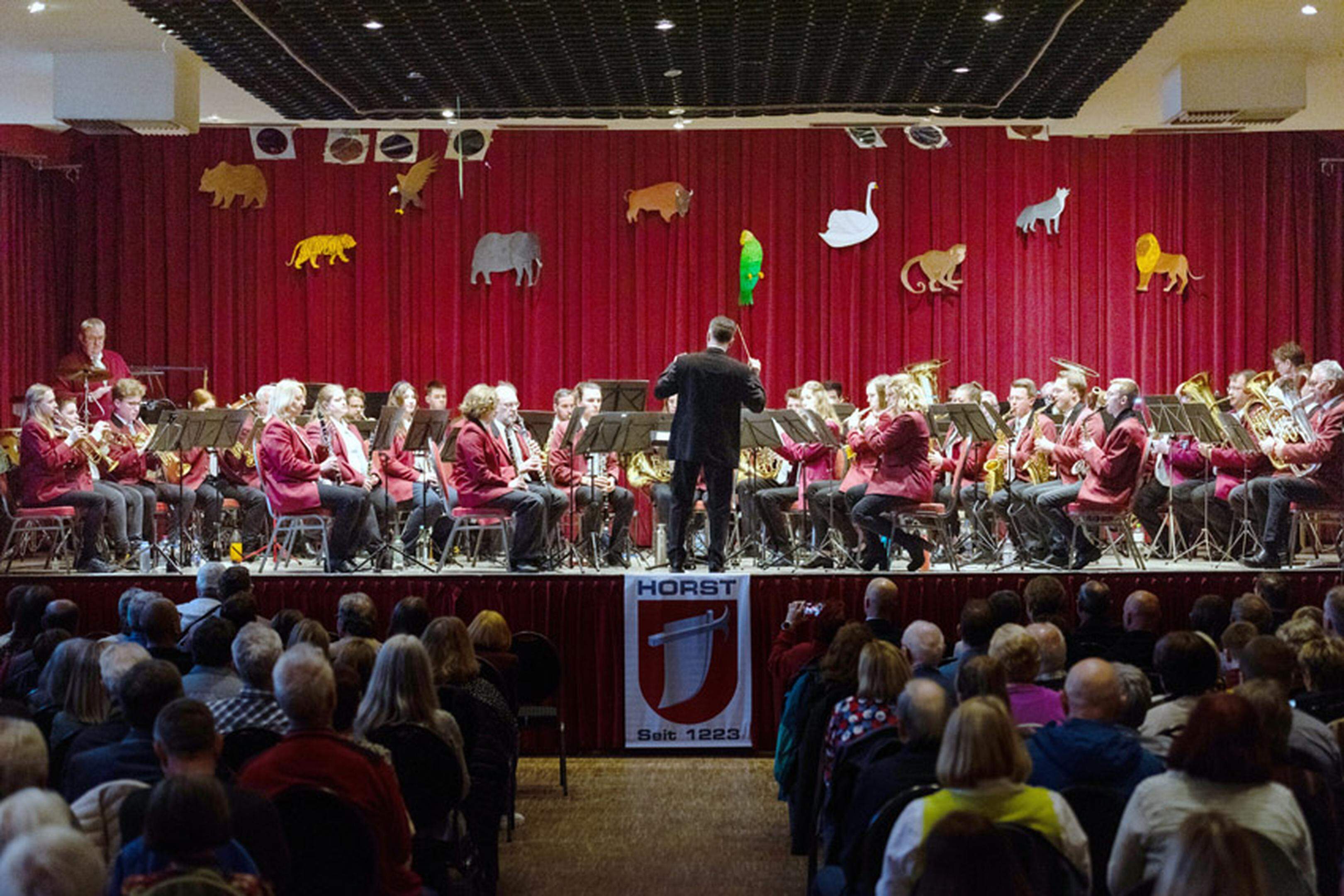Musik, in der es um die Welt der Tiere geht, stand beim diesjährigen Frühjahrskonzert des Musikvereins Horst im Mittelpunkt des Geschehens. 