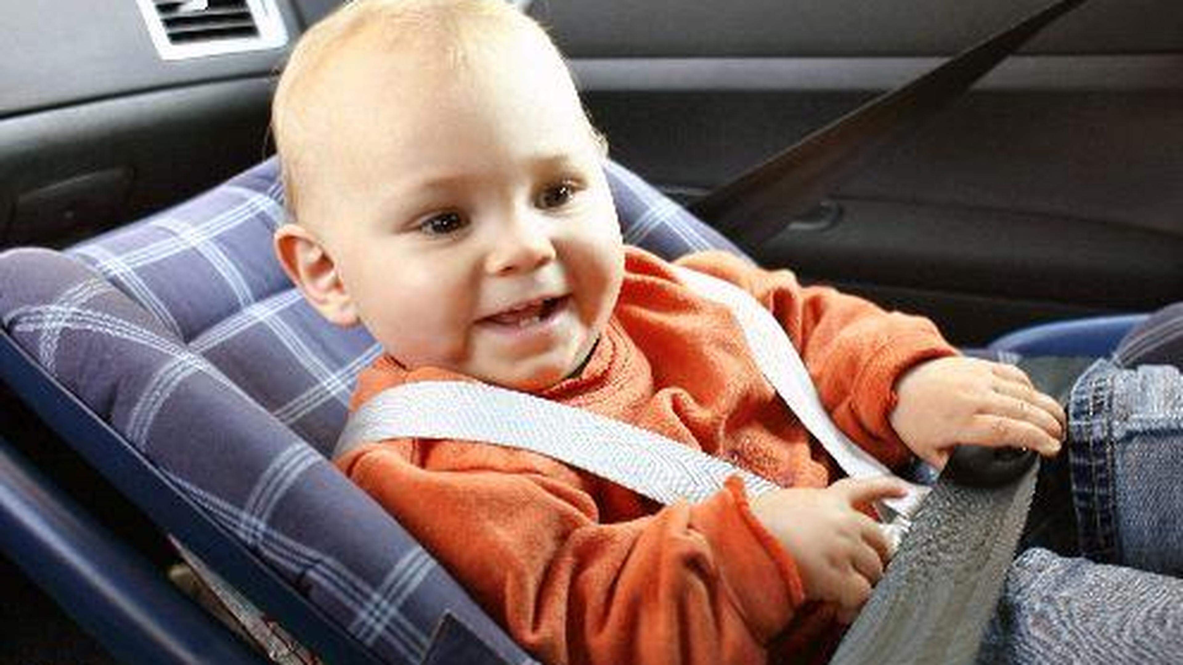 Die richtige Kindersicherung im Auto - gesetzliche Bestimmungen