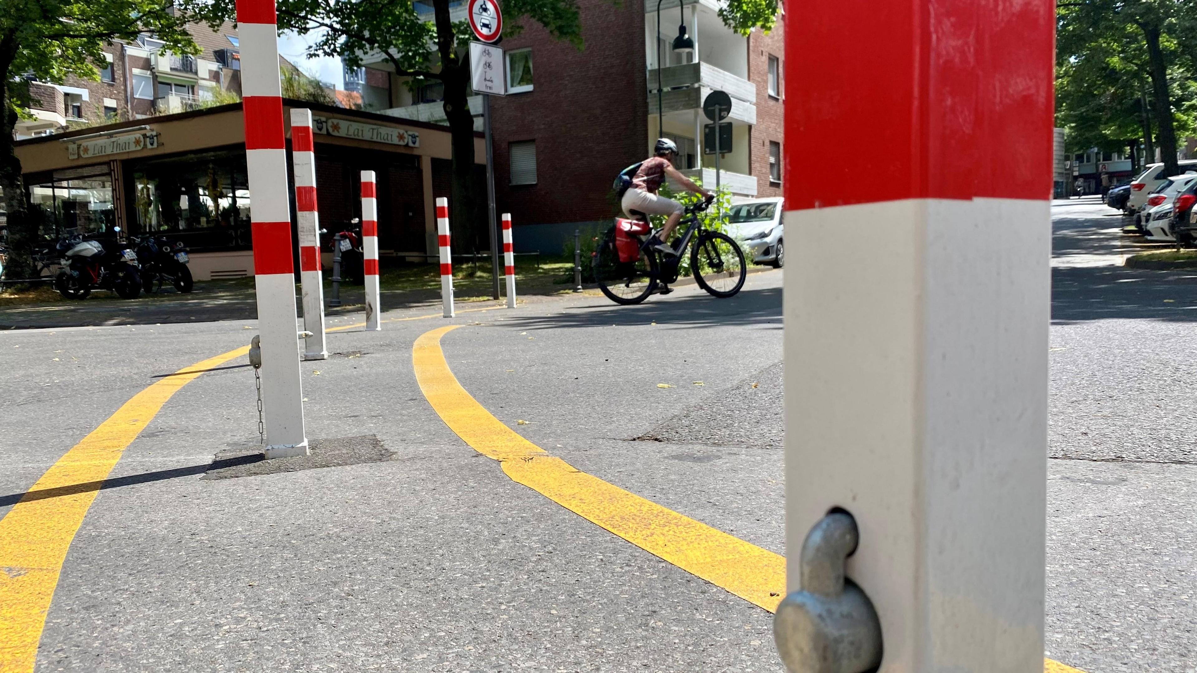 Poller am Annuntiatenbach kommen weg, Buslinie 4 kann rollen