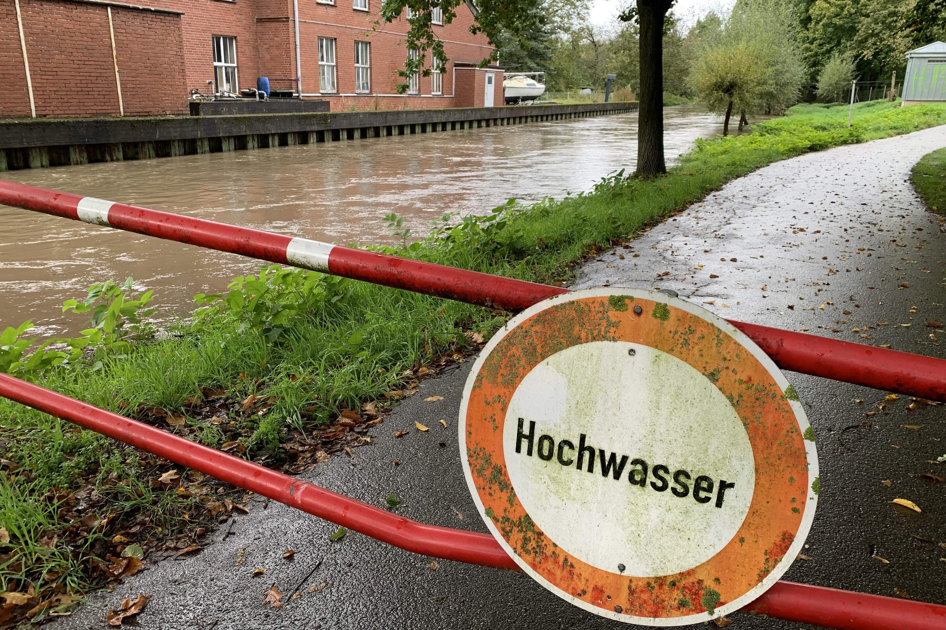 Besonders die Wurm bei Randerath war von einem stark steigenden Pegelstand betroffen.