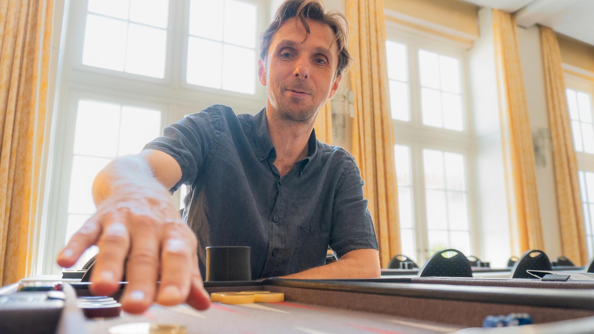 Auf ein Spiel mit Dirk Schiemann: Eindrücke vom Backgammon Festival ...