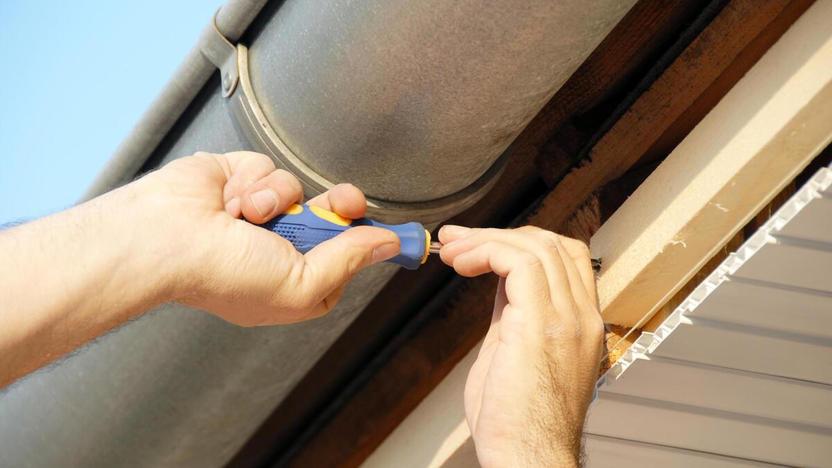 Undeclared work in the trades: The market is large, and so is the damage