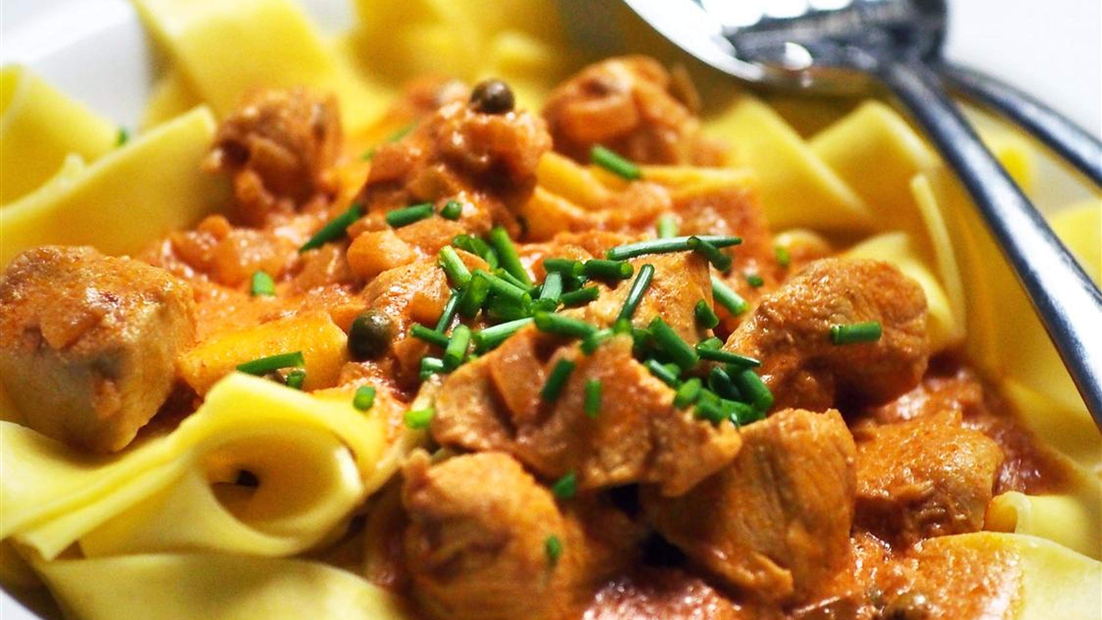 Ragout mit Pasta und grünem Pfeffer | Aachener Zeitung