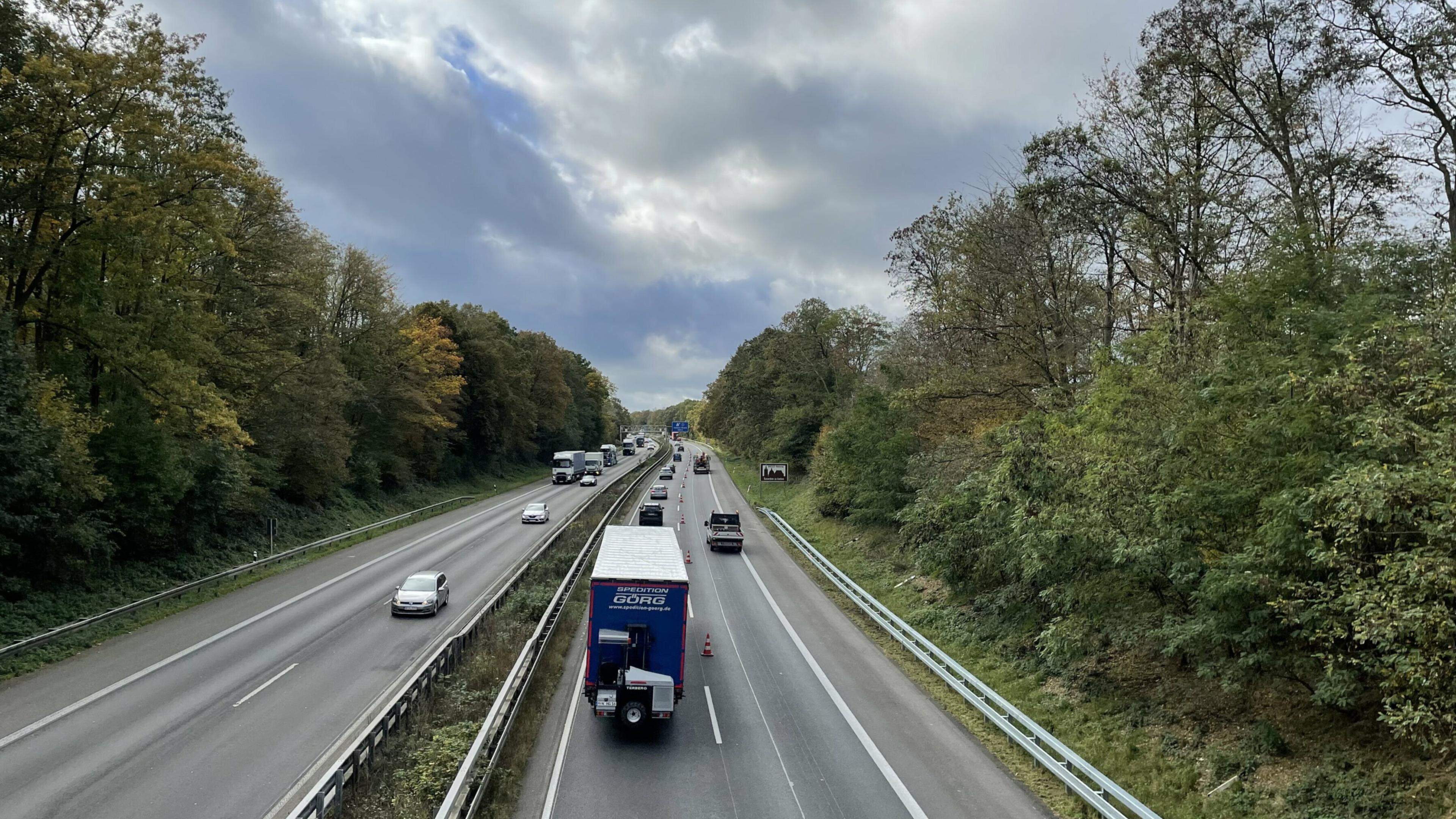 Baustelle Sorgt Für Langen Stau Auf Der A44 Bei Aachen-Brand | Aachener ...