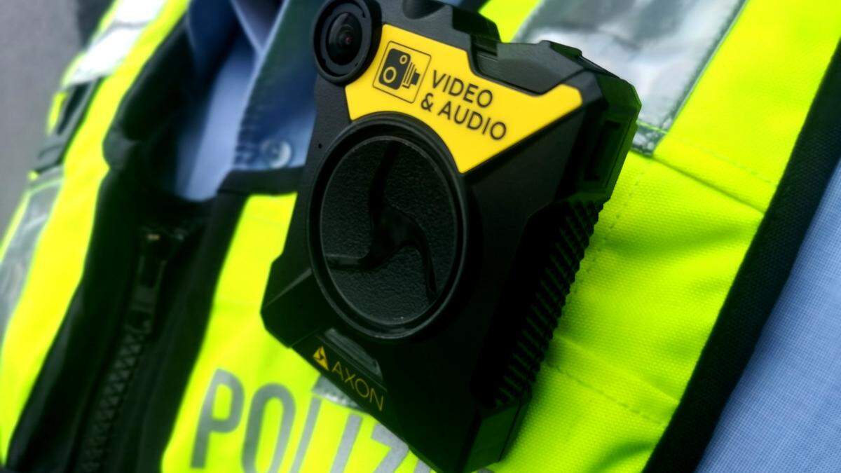 Ein Drittel Der Bodycams Von Akkuproblemen Betroffen | Aachener Zeitung