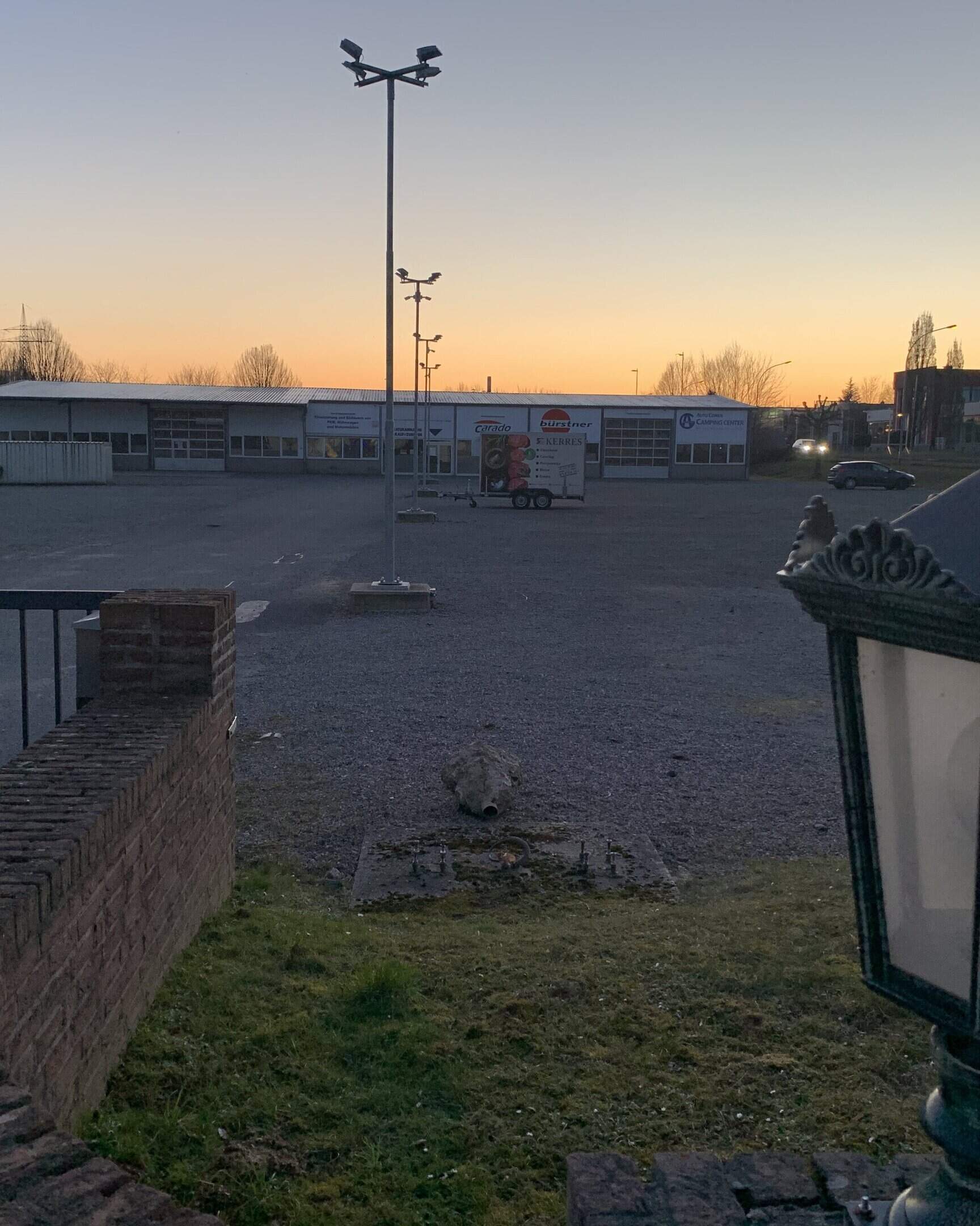 sturmfestes zelt 4 personen Universal SUV Campingzelt, SUV Kofferraum Heckklappen Zelt, Auto Heckklappen Markisen Zelt, Doppelschichtiges, Zelt, Geeignet Collection-winter-sale Choose Option:Women's Shoe 9.5 Sinoer 4-Fahrradständer – Bodenständer