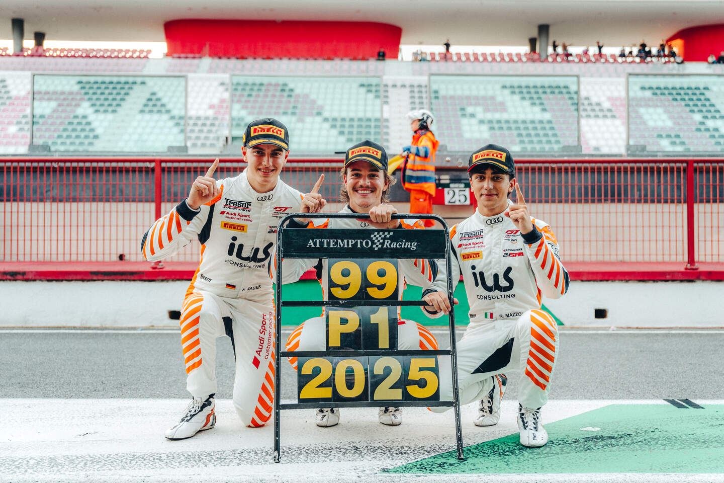 Fabio Rauer, 19, gewinnt GT3-Langstreckenmeisterschaft und kämpft um ...