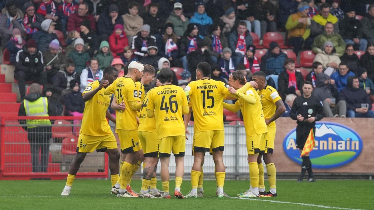 Alemannia siegt auch in Haching