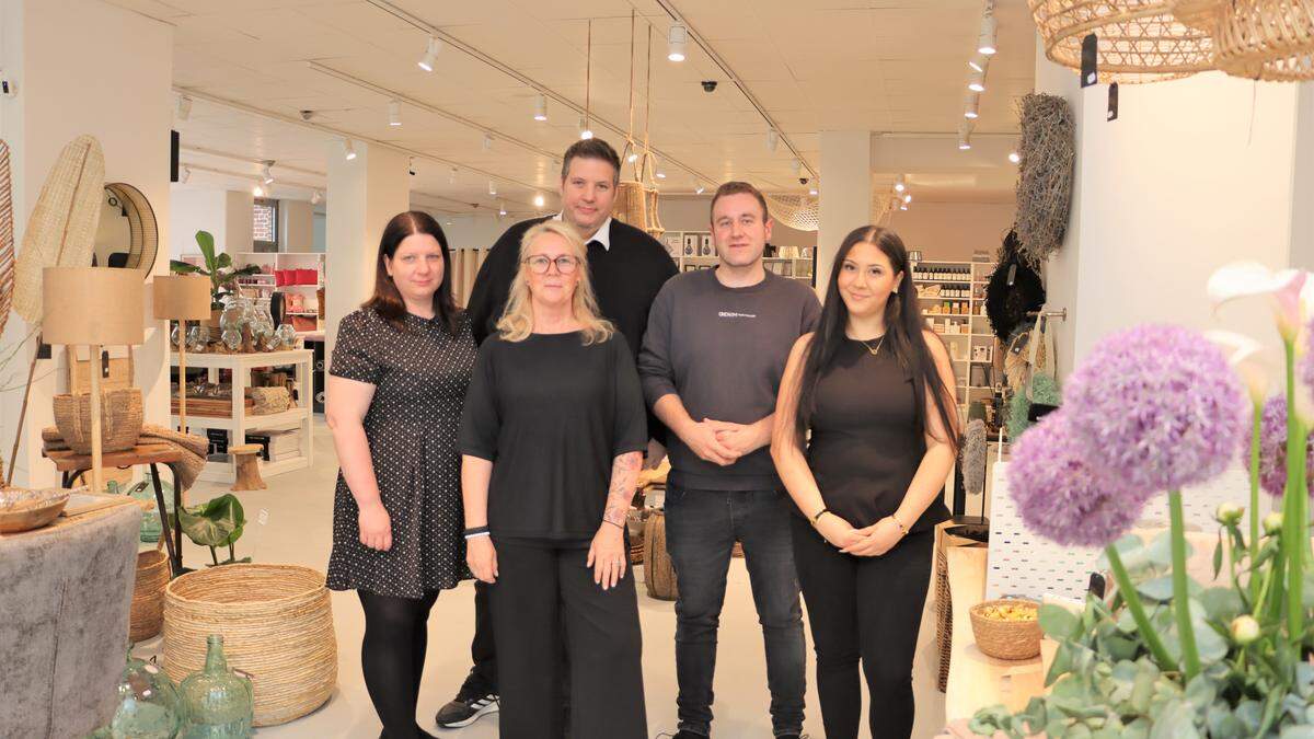 -Huby-expandiert-mit-Einrichtungswelt-in-Eschweiler