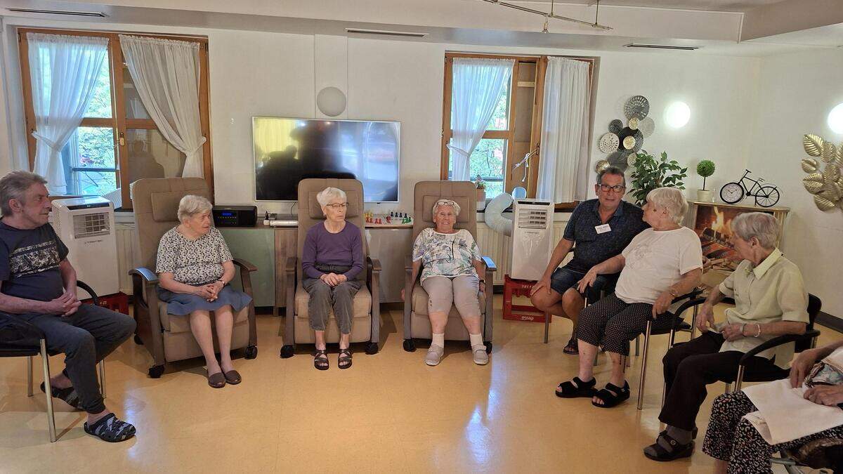 When there are too few air conditioners: How senior citizens in care homes ...