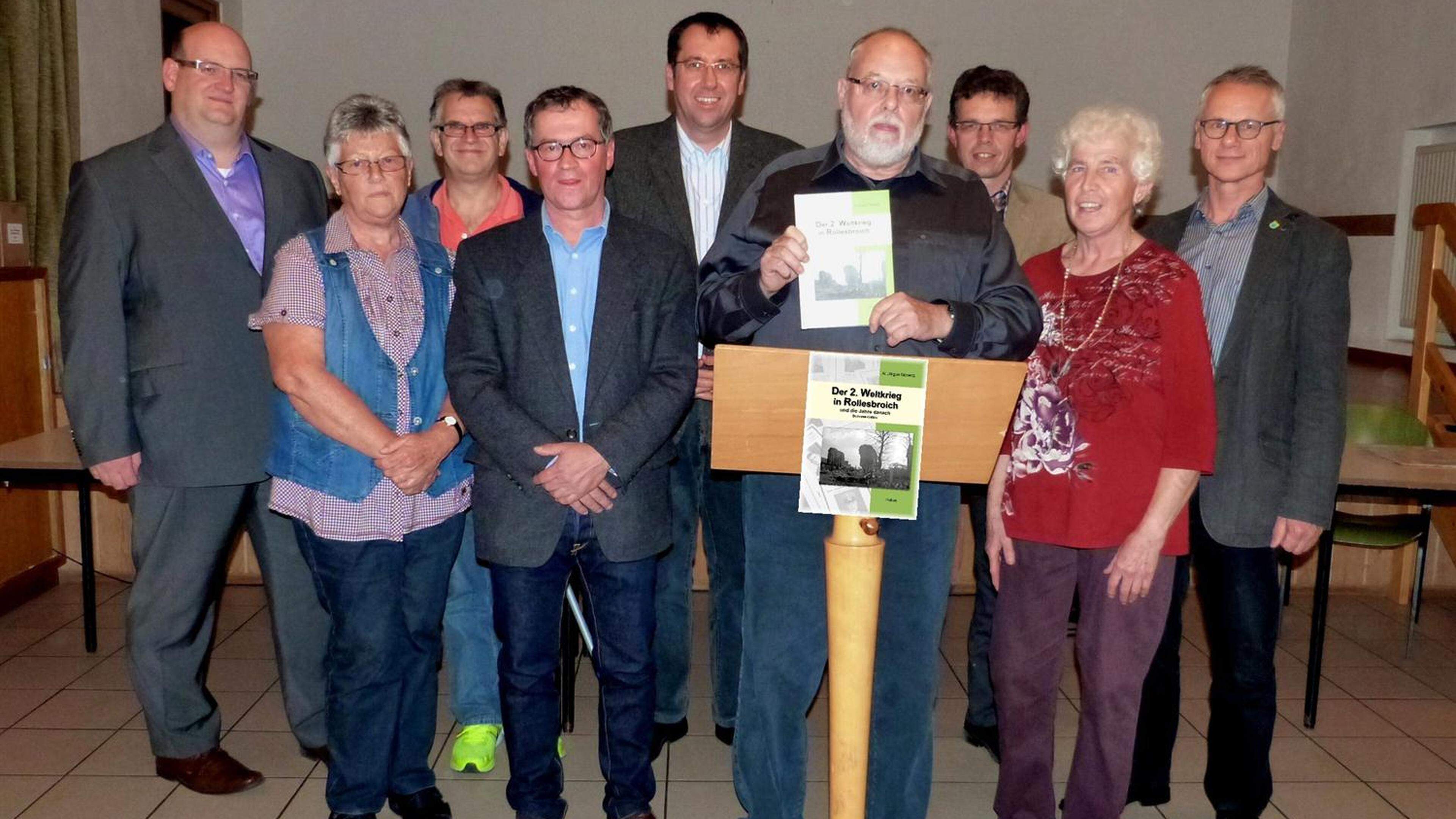 Krieg in Rollesbroich H. Jürgen Siebertz stellt sein neues Buch vor