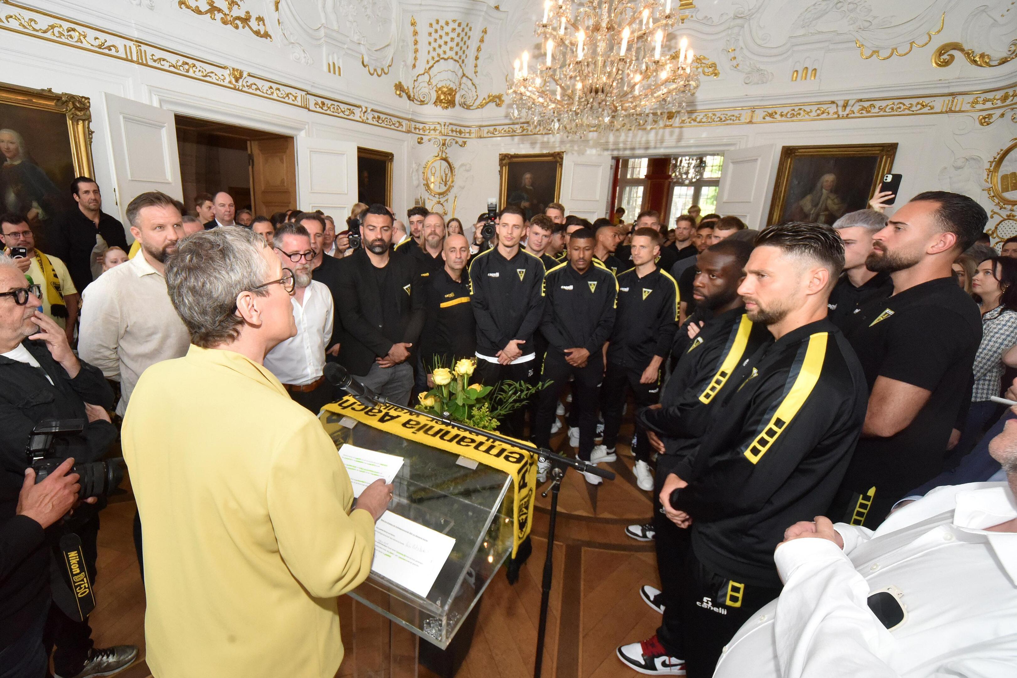 Alemannia Aachen Aufstiegsfeier: Offizieller Empfang im Rathaus am 26. Mai 2024