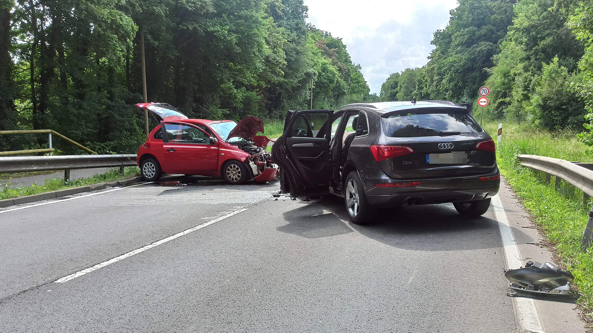 Unfall auf B58 in Schmithof: Opfer schwebt in Lebensgefahr | Aachener ...