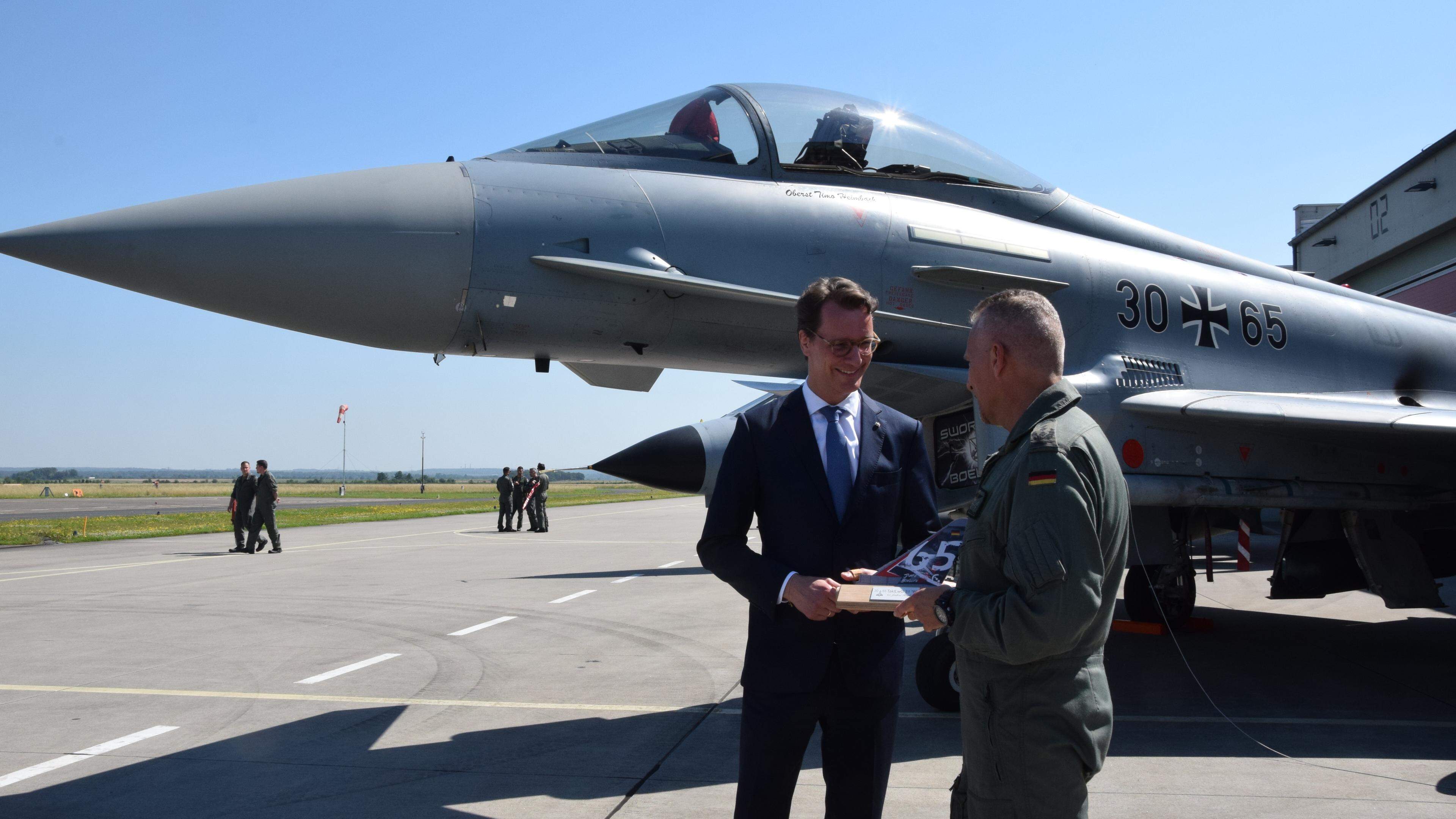 Ministerpräsident Hendrik Wüst besucht Nörvenicher 