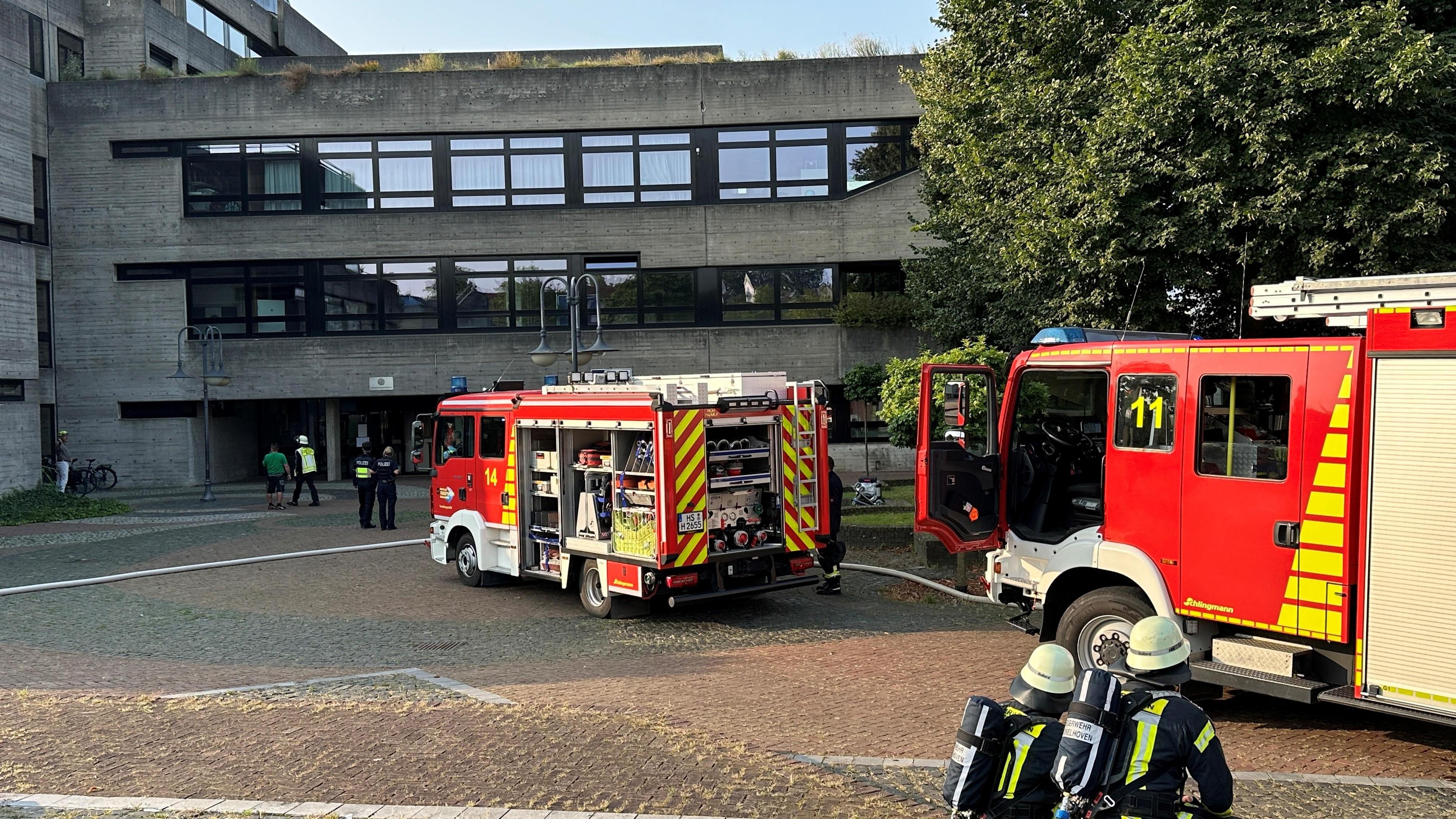 Feuerwehreinsatz am H&uuml;ckelhovener Gymnasium