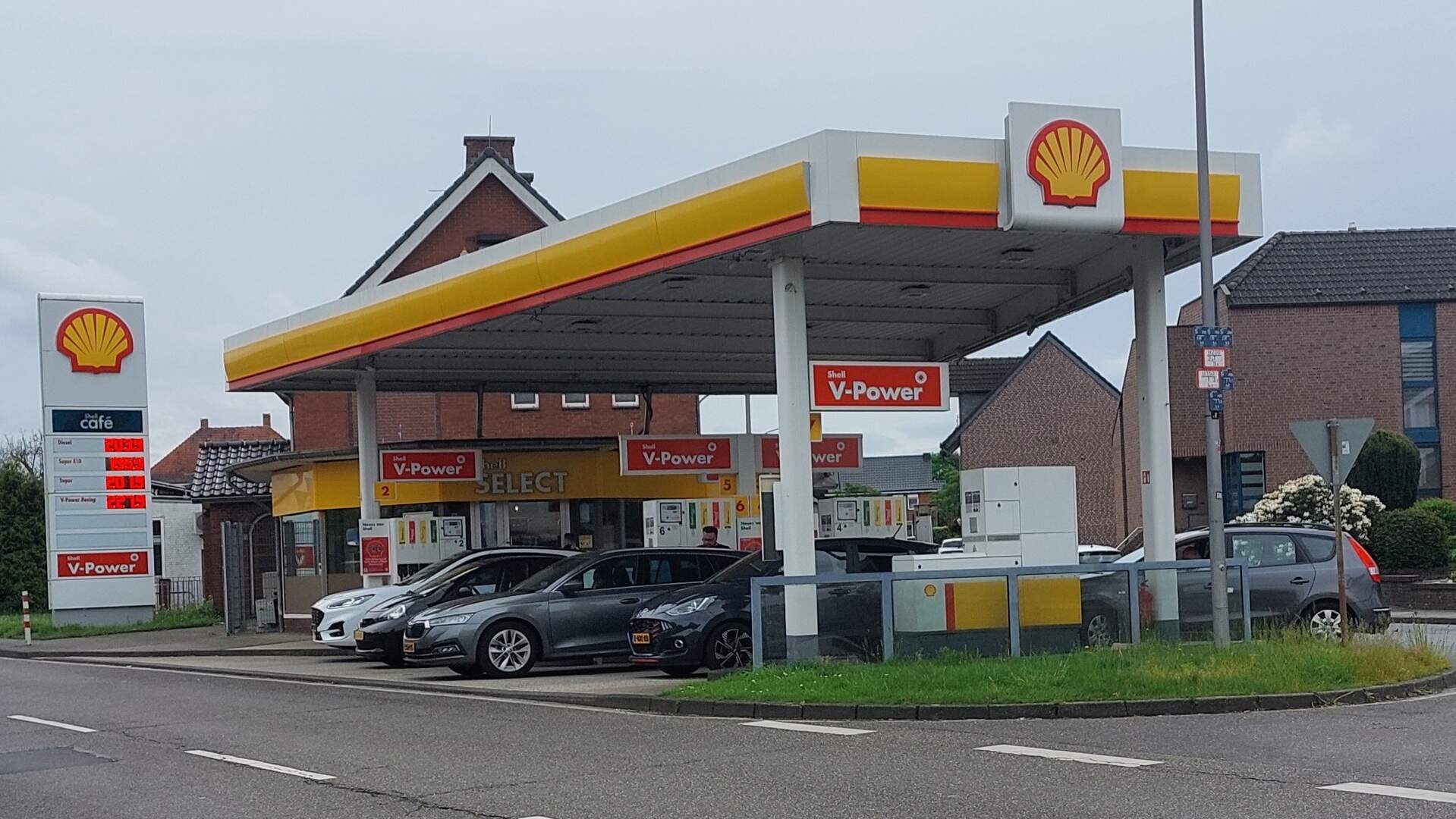 Faszinierend Tankstelle Sterreich Grenze Ebenbild