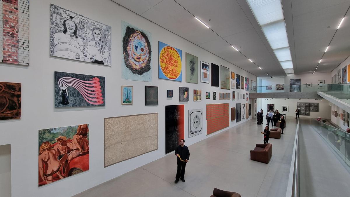 Ausstellung-in-Neuss-Eintauchen-in-die-Kunst