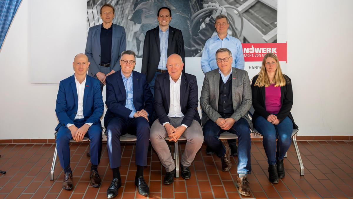 Wo-Schule-Ausbildung-und-Studium-Hand-in-Hand-gehen