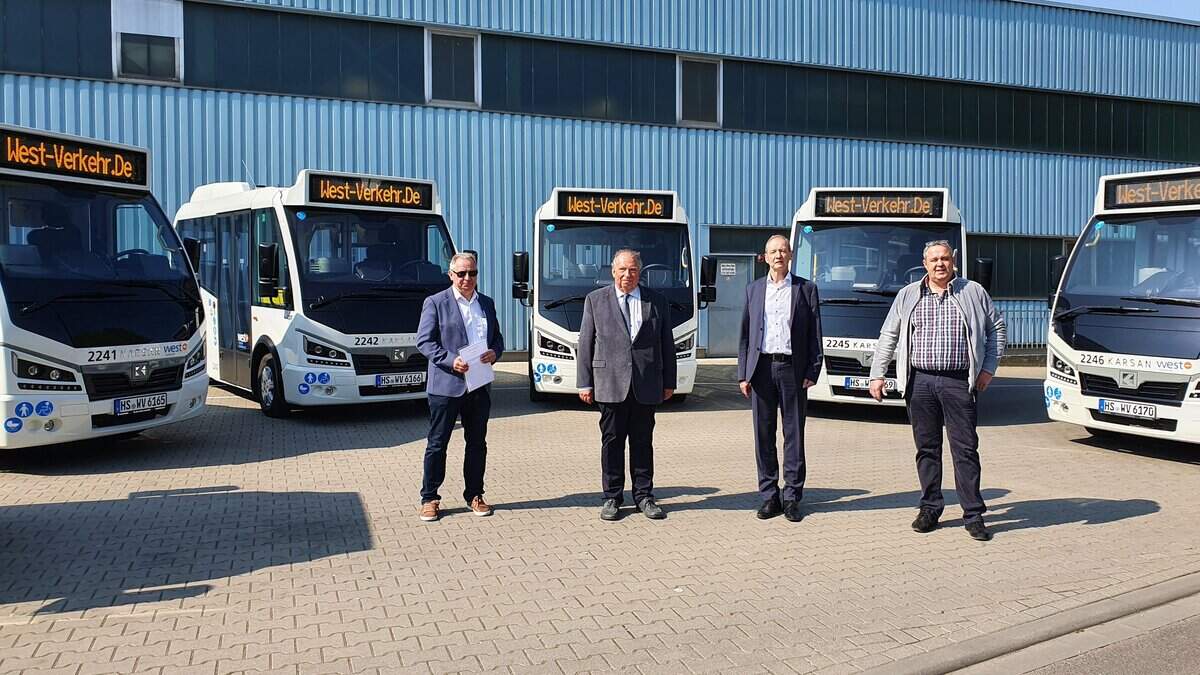 Der West-E-Bus aus der Türkei ist leise, umweltfreundlich und voller