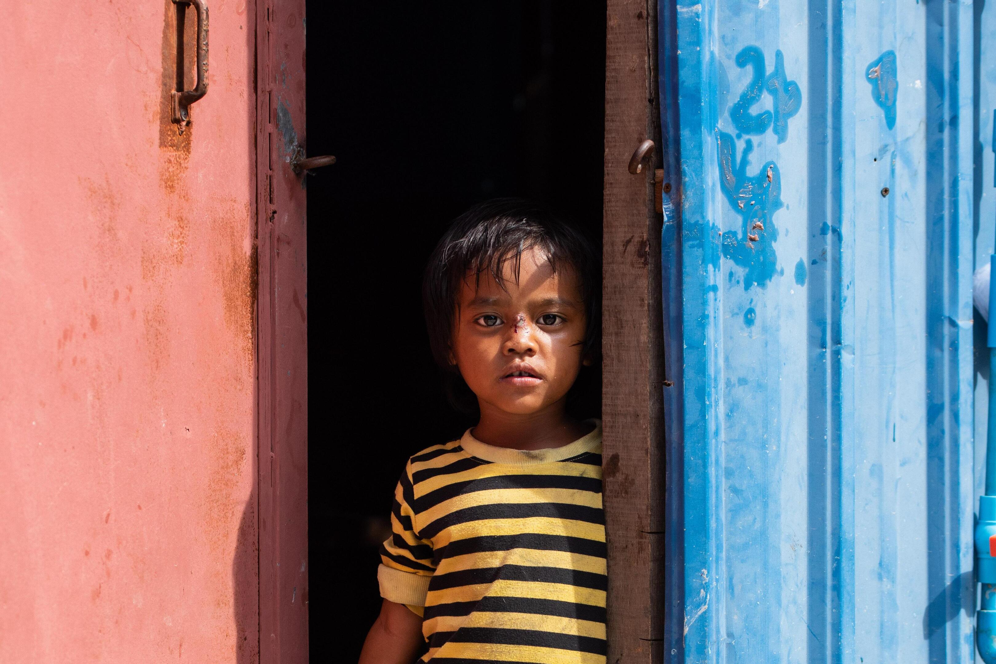 Leben im Slum: Dieses Foto von Py Navy (4) haben wir zum Spendenlogo der diesjährigen Aktion gemacht. 