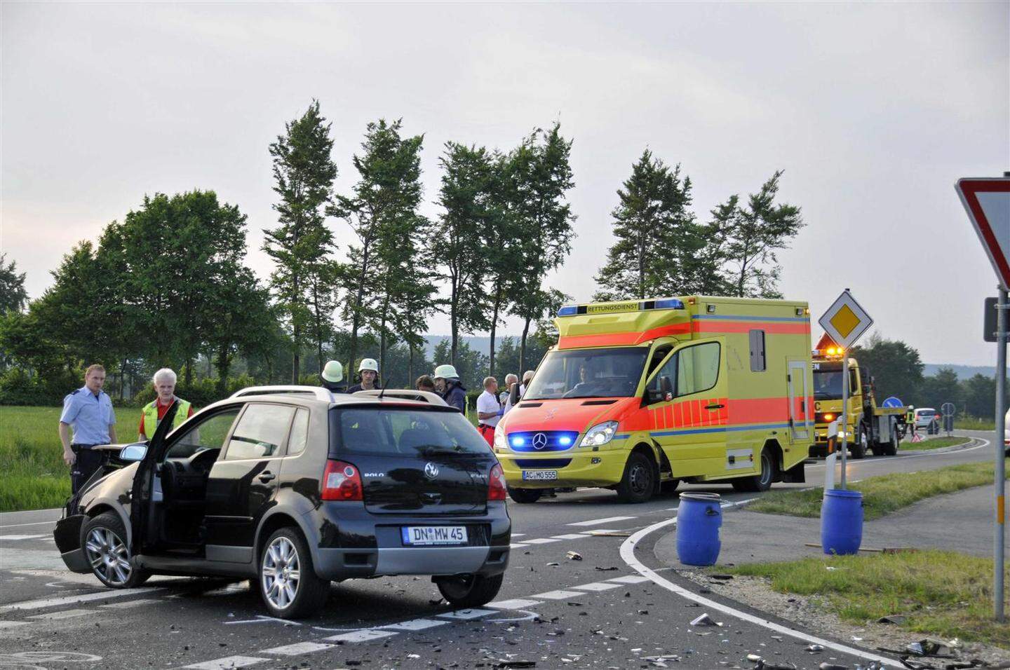 (45ｰ100)||pimpandhost imagesize:1440x956 25(" Unfall bei Simmerath: Drei Personen verletzt | Aachener Zeitung