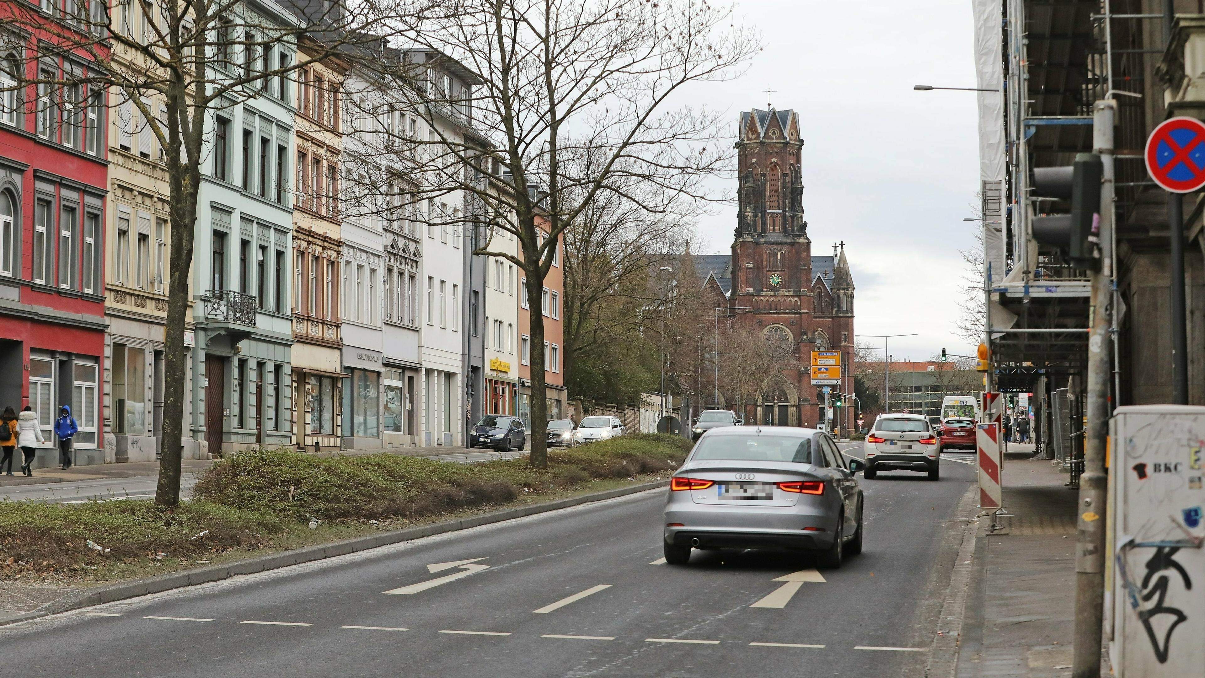 Unterwegs in Richtung Josefskirche: der Adalbertsteinweg in Aachen.