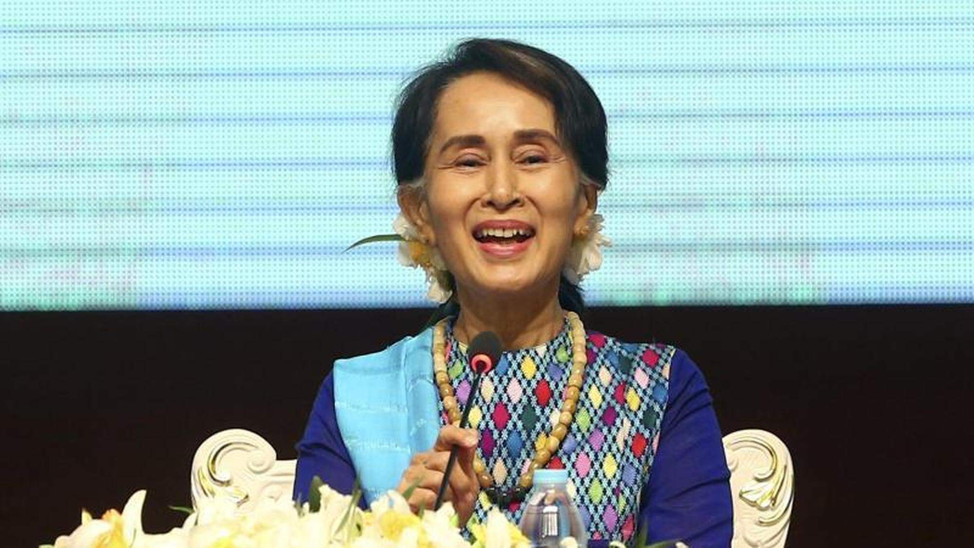 Die Experten kritisierten auch Regierungschefin und Friedensnobelpreisträgerin Aung San Suu Kyi dafür, ihre moralische Autorität nicht genutzt zu haben.