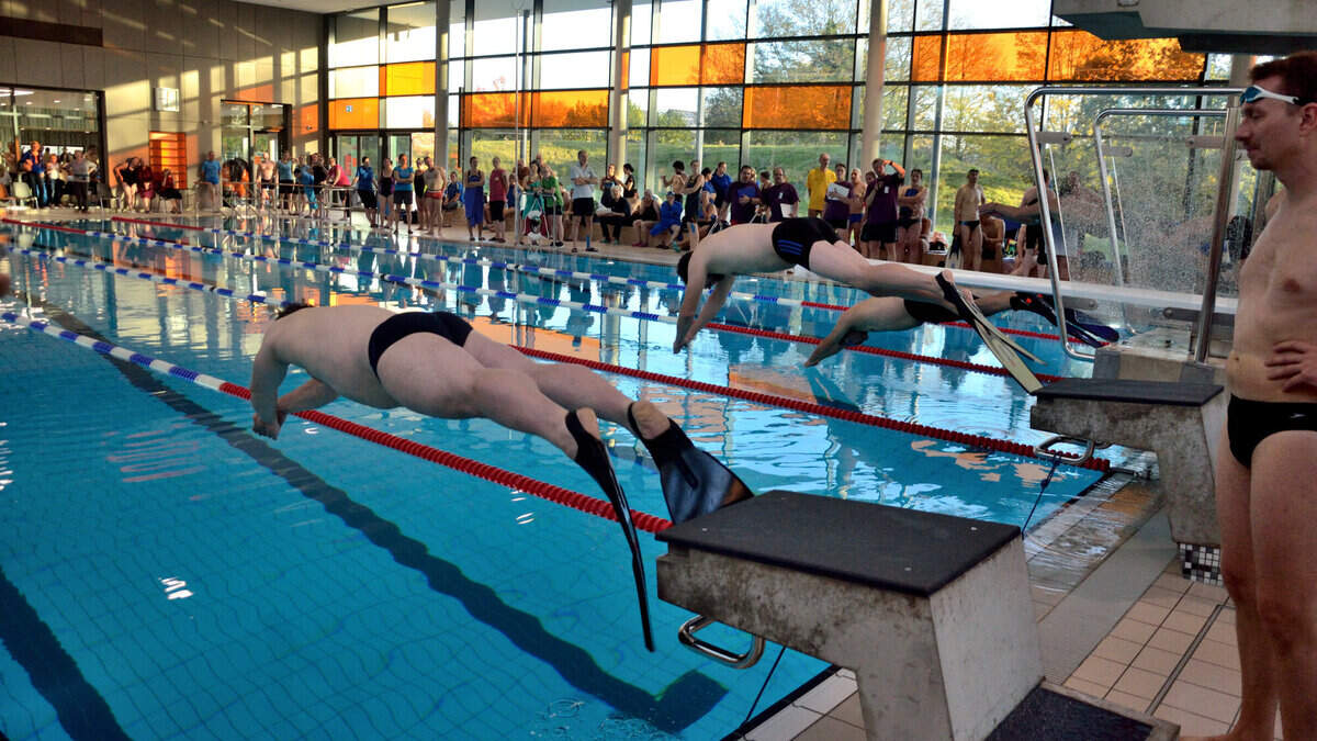 Staff must reduce overtime and vacation days: Swimming pool closed on ...
