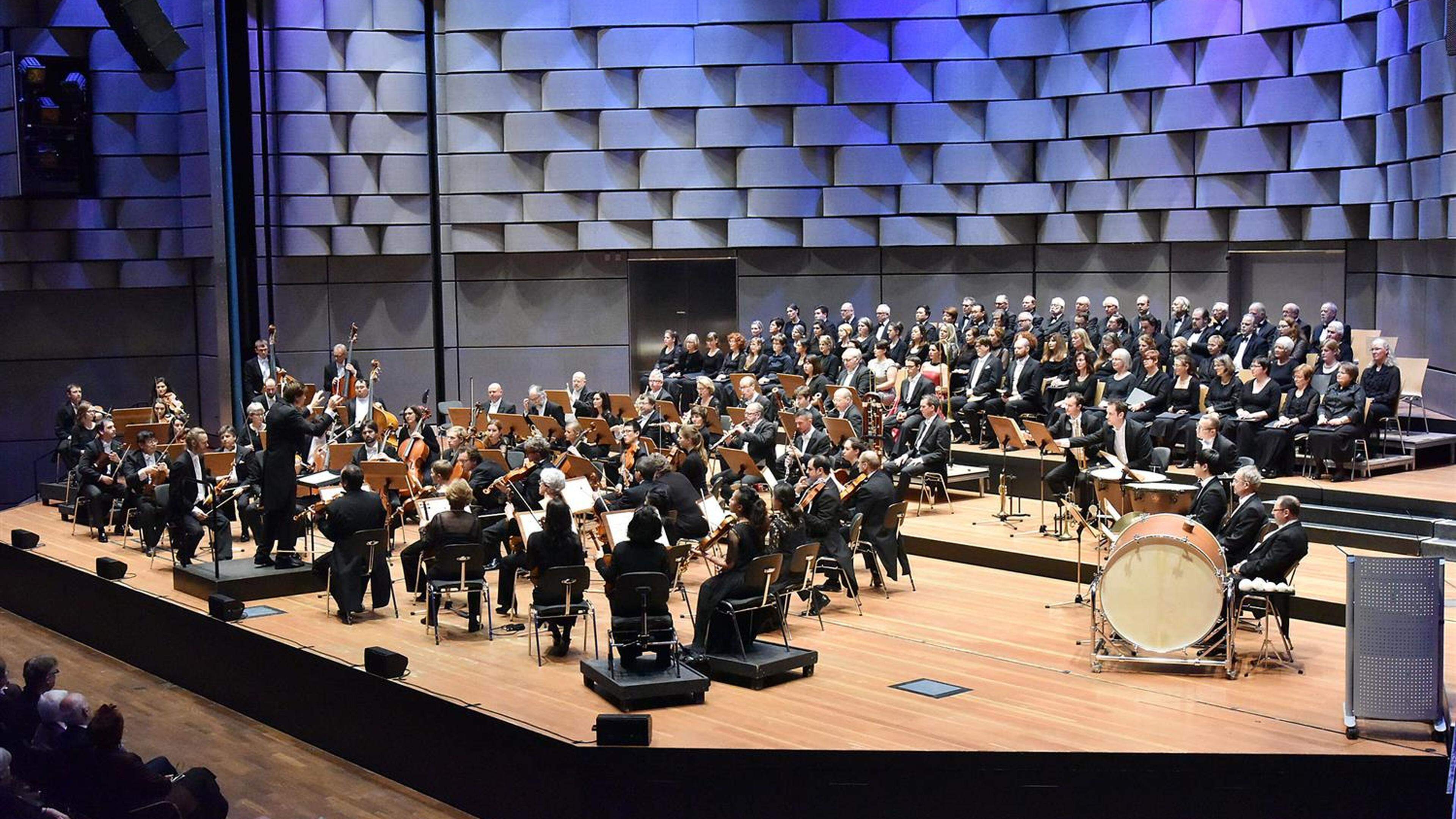 Neujahrskonzert des Sinfonieorchesters Aachen 2018 startet mit der
